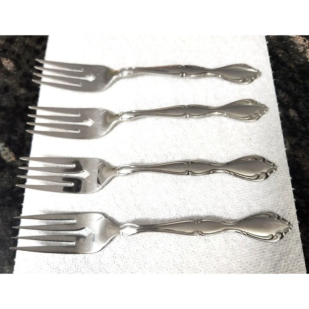 Oneida Community Contata Stainless Flatware Lot of 4 Salad Forks 6.75